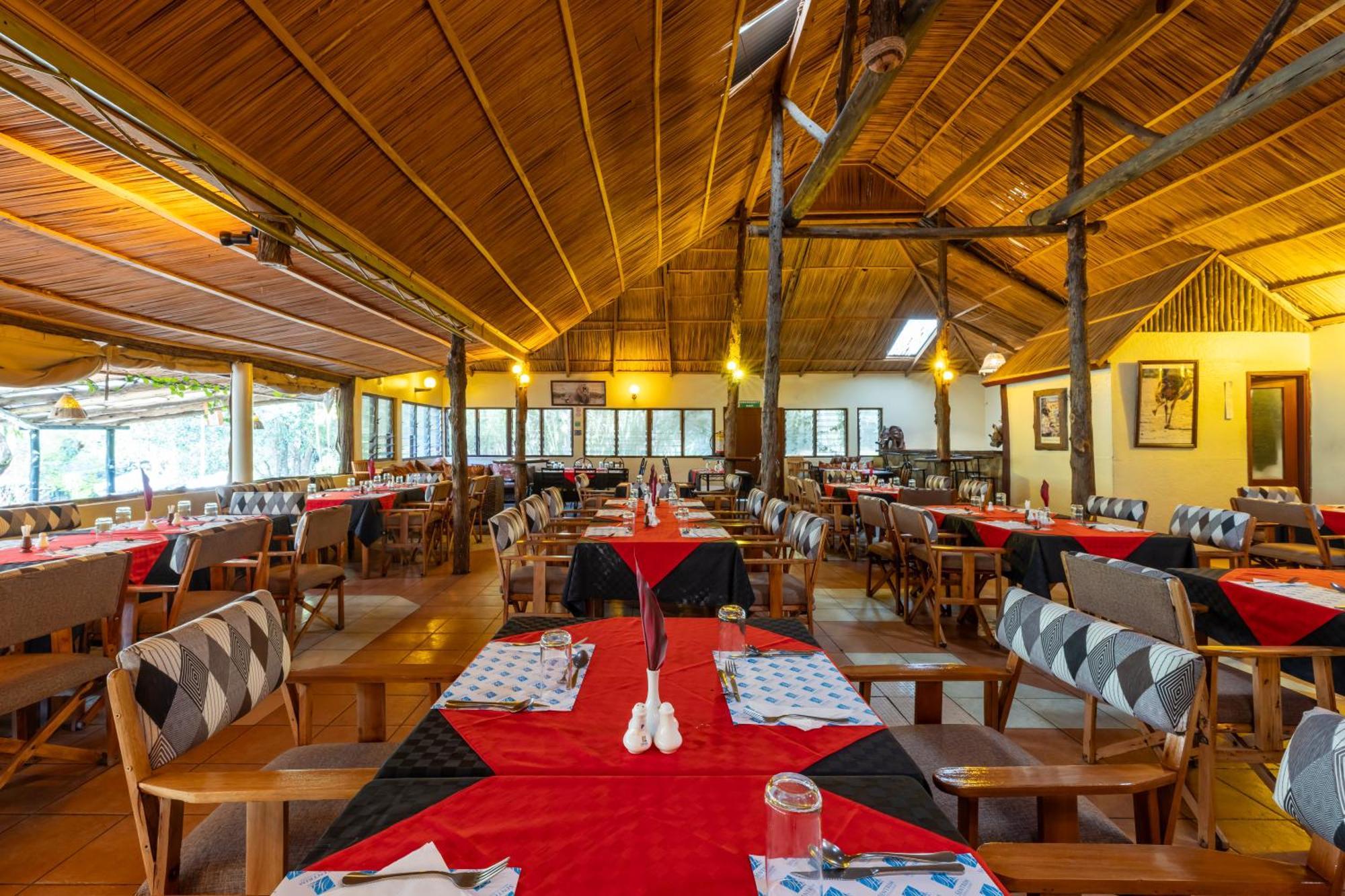 Sentrim Mara Lodge Ololaimutiek Exterior foto